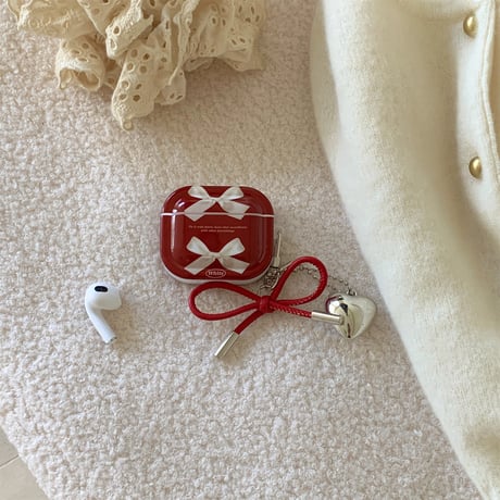 リボン柄 Airpods4ケース  めっちゃ可愛い ハートチャーム付 Airpodspro2/proカバー Airpods3 ワインレッド 高級感おしゃれ[M4744]