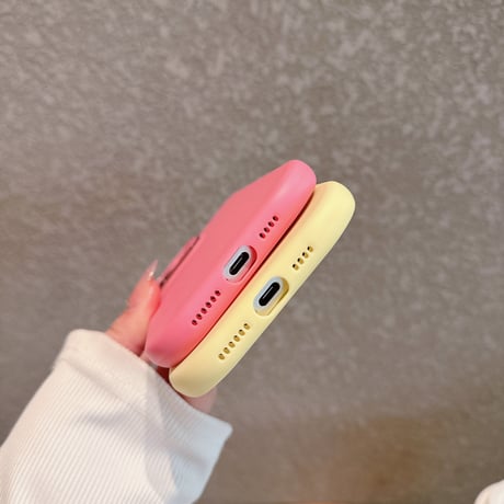 シンプル無地 iPhone15/15plus/15proケース 指紋防止 アイフォン14/13/SEカバー 淡色系 使いやすい [M3963]
