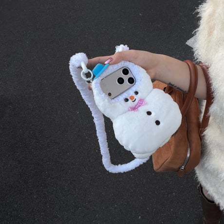 ファー雪だるま iPhone17Pro/17ケース フワフワ 柔らかい  iPhone17ProMax/16/15Pro/14ケース 肩掛けストラップ付 ギフトにおすすめ[M5955]