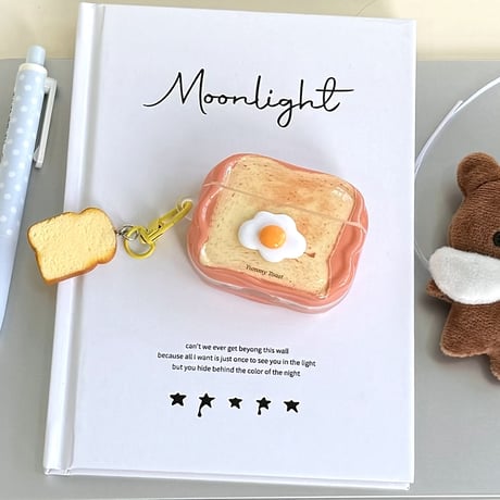 目玉焼きトースト Airpods4ケース キーホルダー エアポッズ3/Pro2ケース airpodspro2カバー 食べ物デザイン ギフトにおすすめ[M5505]