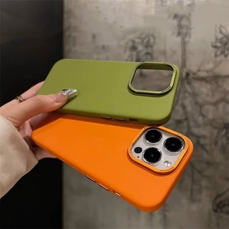 指紋防止 iphone15/15proケース  高級感 iphone14/13/12Proカバー  金属製カメラフレーム薄型 耐衝撃 [M3559]