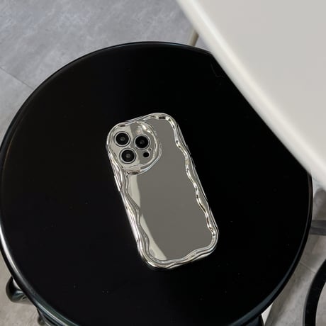 シンプル鏡付 iPhone15pro/15promaxケース 花デザインカメラ ソフトアイフォン14プロ/13promax/12カバー 使いやすい [M4308]