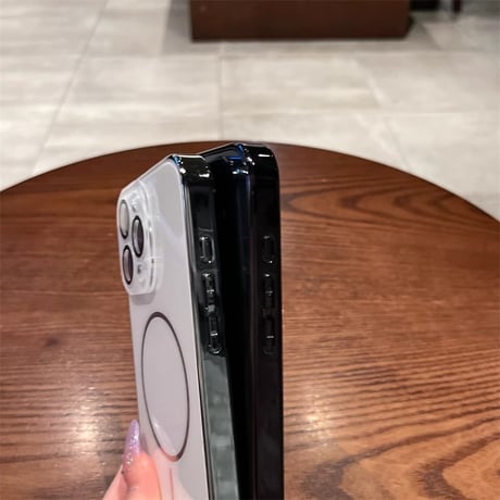 夏に人気強力マグネット iPhone16pro/16ケース ワイヤレス充電 耐衝撃iPhone15pro/14/13カバー カメラ保護 艶感涼しい感じ 耐久性 [M5389]