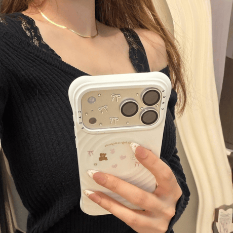 リボンカメラカバー iPhone17Pro iPhone17ProMax レンズフィルム  ダイヤデコ キラキラ  おしゃれ  頑丈 きれい [M6045]