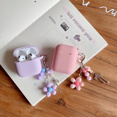 シリコン AirpodsPro3ケース  花キーホルダー付 Airpods4/3カバー pro2/Pro1ケース 充電口カバー付 可愛い 指紋防止[M6501]