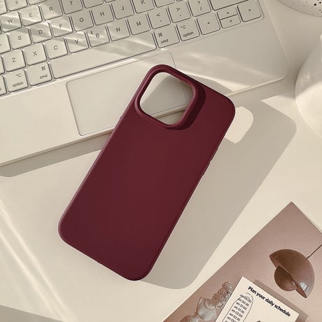 高品質シリコン iPhone15/15proカバー シンプル風 アイフォン14pro/12/13proケース  耐久性あり 丈夫 耐衝撃[M3753]