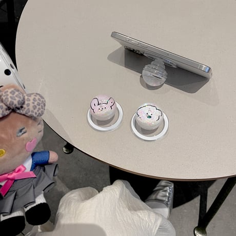 動くグリッタースマホグリップ 動物柄 キラキラ 綺麗 マグネット式タイプ 便利 おしゃれ 可愛い ギフトに最適[M5265]