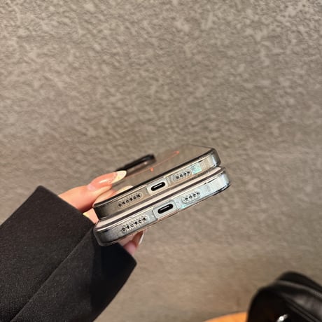 薄型軽量 iPhone16pro/16promaxカバー スタンド付 Magsafe対応 iPhone15pro/14/13カバー 高透明 黄ばまない[M5395]