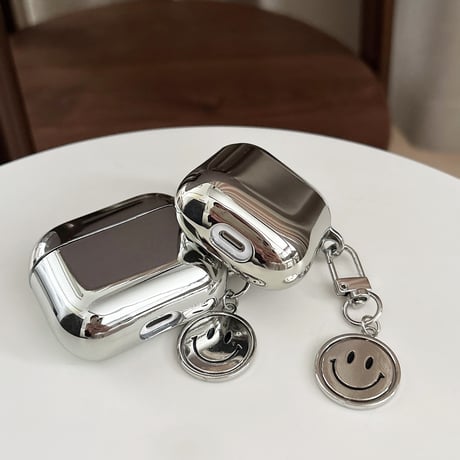 メッキ Airpods 4ケース にこちゃんキーチェーン付 Airpods3/Pro2ケース airpodspro2カバー  艶感 大人可愛い[M5253]