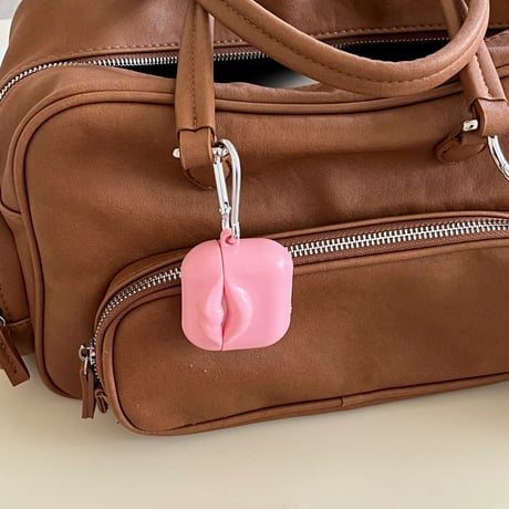 唇デザイン Airpods4ケース  レッド/ピンク 可愛い Airpodspro2カバー Airpods3/2 カラビナ付 シリコン ギフトに最適[M4834]