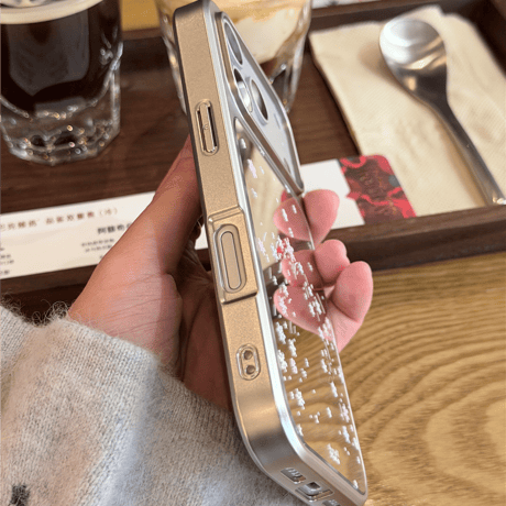 雪花 ミラー iPhone17Pro/17ケース メイク直し鏡 iPhone17ProMax/16Pro/15カバー オシャレ 丈夫 メッキ　艶感  [M5879]