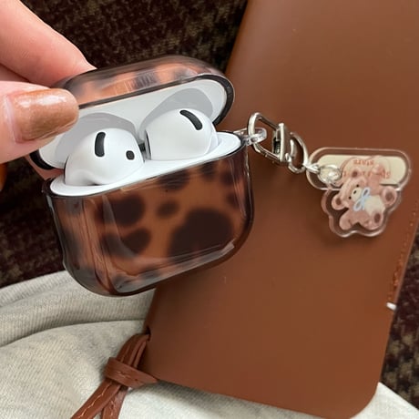 琥珀色 Airpods 4ケース ヒョウ柄 Airpods3/2カバー Airpodspro2/pro リング/熊キーチェーン 秋冬に人気[M4809]