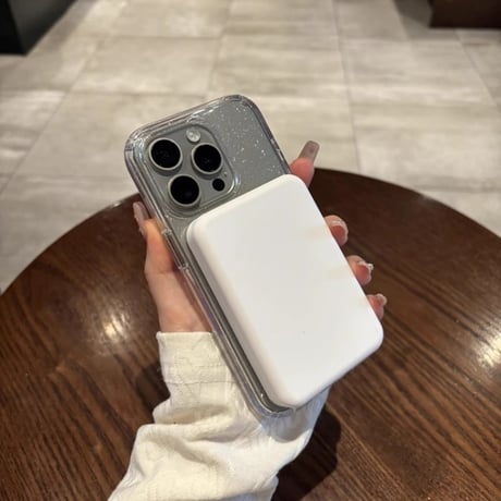 眩しいほどキラキラ iPhone15/15proケース 高級感 MagSafe対応 iphone14/13/12proカバー 黄ばまないクリアケース ラメ入り人気品[M4038]