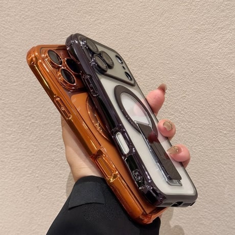 スタンド付 iPhone17Pro/16ProMaxケース メッキ MagSafe対応 iPhone15Pro/14/13ケース 耐衝撃加工 黄ばまない [M6360]