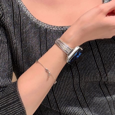 上品 AppleWatchバンド キラキラダイヤ  AppleWatchベルト Series 11/10/9/8 SE3/2  Ultra3/2/1 メタルリック 高級感たっぷり[M6475]