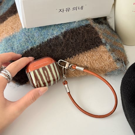 しま模様 Airpods 4ケース レザーストラップ付 Airpodspro2/proカバー Airpods3/2 シック おしゃれ ギフトにおすすめ[M4990]