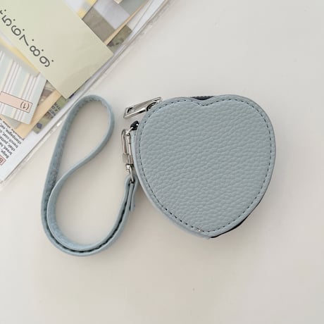 ハート型 小銭入れ AirPodsPro2/第3代ケース レザー ストラップ付  airpods保護カバー 耐久性あり シック ギフトにおすすめ[M3691]