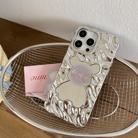 熊ちゃんミラー iPhone16/16proケース 可愛いバックチャーム付 iPhone15pro/14pro/13カバー 艶感 可愛い [M5419]