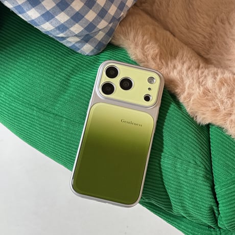 グラデーショングリーン iPhone17Pro/17ケース 光沢感 iPhone16/15Pro/14ケース  頑丈 涼しそう[M6371]