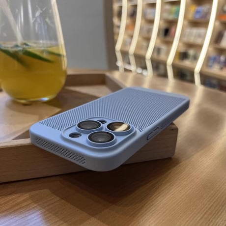 放熱 iPhone15Pro/15ProMaxケース メッシュケース カメラレンズ保護 iPhone14/13/12proカバー 耐衝撃 指紋防止  薄型軽量 [M3569]