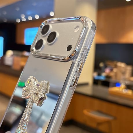 ダイヤリボンフリンジ ミラー iPhone17Pro/17eケース オシャレ iPhone16/15pro/SE3/14/13カバー 光沢感 綺麗 [M6468]