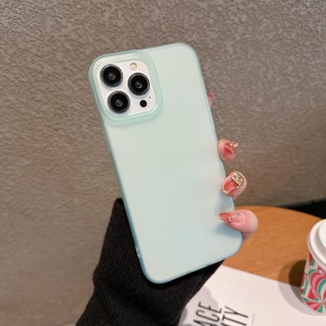 薄型軽量 iPhone16pro/16ケース 指紋防止 マット素材 iPhone15promax/14/13proカバー 半透明 夏向け 男女兼用  [M5366]