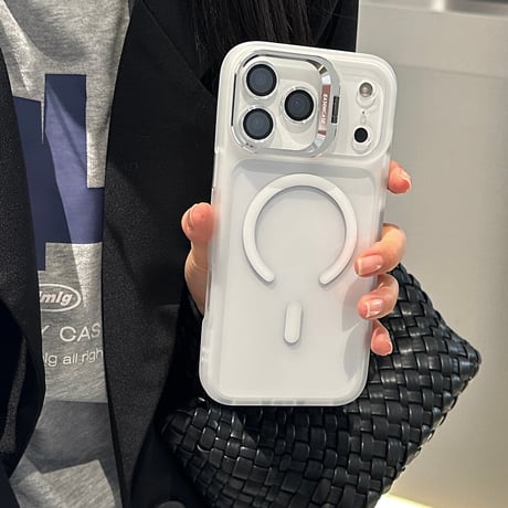 隠れ金属スタンド付 iPhone17ProMax/17ケース レンズフィルム付き iPhone17Pro/Air/16ケース MagSafe対応 高品質高級感 [M5973]