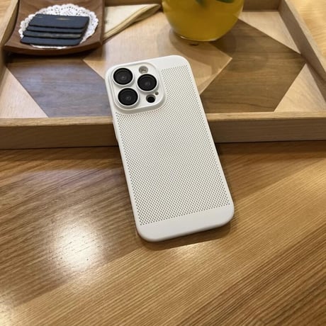 放熱 iPhone15Pro/15ProMaxケース メッシュケース カメラレンズ保護 iPhone14/13/12proカバー 耐衝撃 指紋防止  薄型軽量 [M3569]