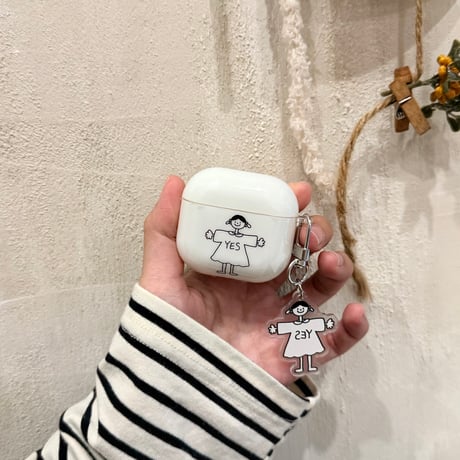 ペア AirpodsPro3ケース  女の子/男の子 Airpods4/3カバー pro2/Pro1ケース 可愛いキーホルダー付 お揃いコーデ[M6220]