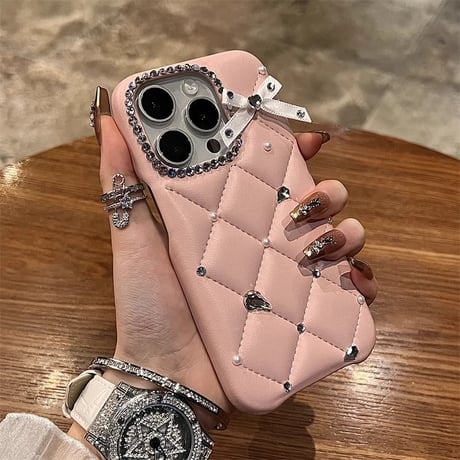 ダイヤ iPhone16/16Proケース レザー キルティング iPhone15pro/14/13/12Proカバー ピンク 上品 女子力高い きれいめコーデ 耐衝撃[M4948]