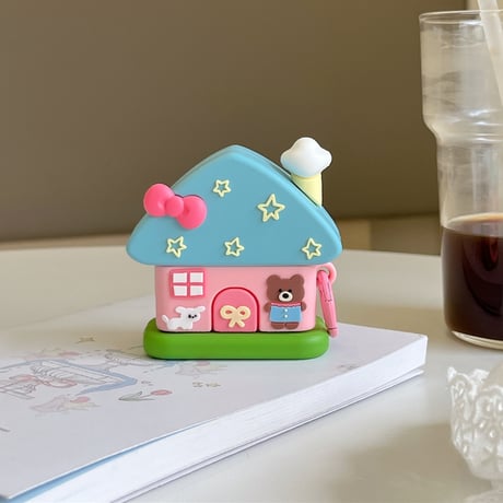 可愛い家 Airpods4ケース クマちゃん AirpodsPro2ケース airpods3/2カバー リング付き ギフトにおすすめ 頑丈[M5412]