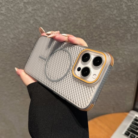 放熱仕様 iPhone16pro/16promaxケース Magsafe対応 四角耐衝撃 iPhone15pro/14/13pro/12promaxカバー シンプル 夏向け[M5371]