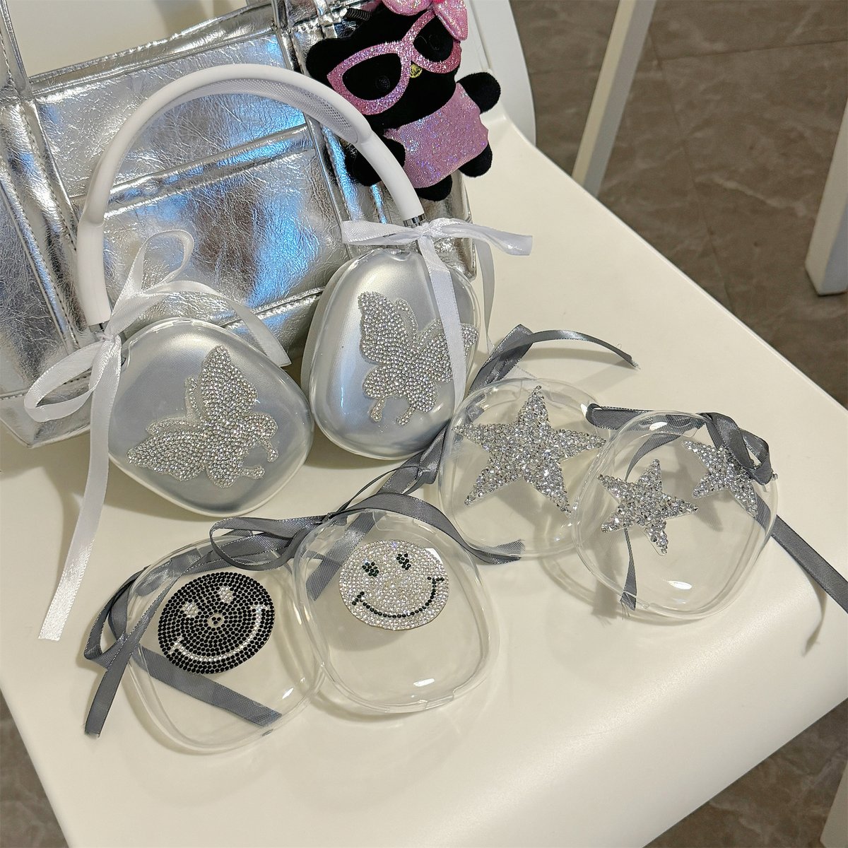 ジュエリーデコ AirPodsMaxケース にこちゃん/蝶/星 キラキラクリア