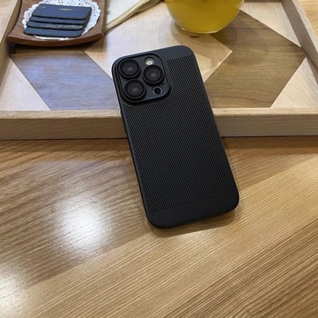 放熱 iPhone15Pro/15ProMaxケース メッシュケース カメラレンズ保護 iPhone14/13/12proカバー 耐衝撃 指紋防止  薄型軽量 [M3569]