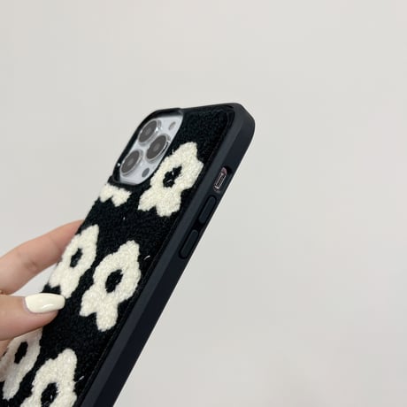 刺繡花柄 iphone14/13pro/12カバー 柔らかい  iphoneXs/11カバー  ブラック  温かい  キュート ギフトにいおすすめ M1352