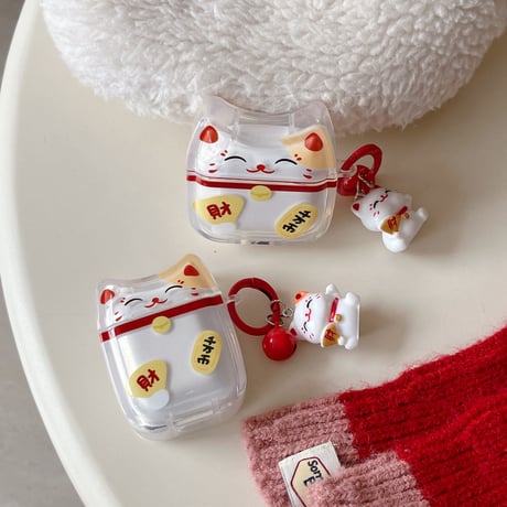 招き猫 AirPodsPro3ケース ギフトにおすすめ Airpods4/3ケース  AirpodsPro2/Pro1カバー  ネコちゃんキーホルダー 可愛い[M5979]