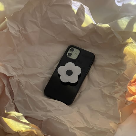 白色の花スマホグリップ付  iphone13/12proケース   黒色iphoneSE2/XS/11カバー 卓上スタンド機能付  可愛い 便利  M783