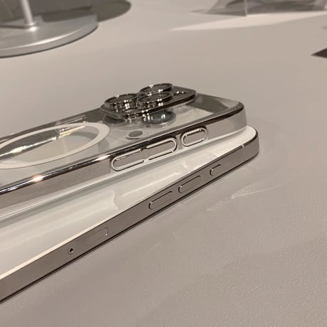 高透明 Magsafe対応iPhone15pro/15promaxケース ナチュラル/ブルーチタニウムに iPhone14Pro/13proクリアケース  黄ばまない 高級感[M3927]