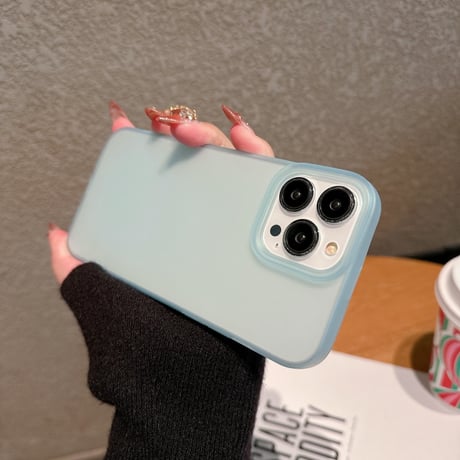 薄型軽量 iPhone16pro/16ケース 指紋防止 マット素材 iPhone15promax/14/13proカバー 半透明 夏向け 男女兼用  [M5366]