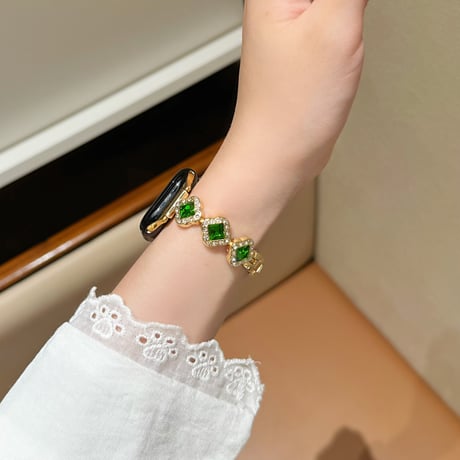 四つ葉のクローバー AppleWatchバンド ダイヤ メタル AppleWatchベルト Series 11/10/9/8 SE3/2  Ultra3/2/1 高級感高品質 上品[M6400]