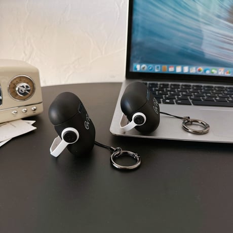 【Airpods4】スタンド付 AirpodsPro2/Pro1ケース 音楽 Airpods3/2カバー リング付 黒色 ギフトにおすすめ [M4522]