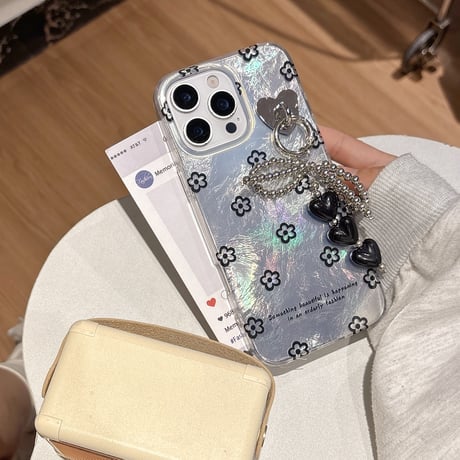 韓国風 iPhone16pro/16ケース 艶感花柄 iphone15pro/14/13proカバー ハートバックチャーム 大人可愛い[M5388]