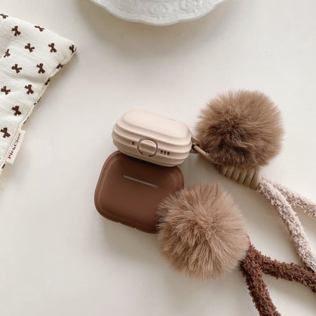 ベージュ/ブラウン AirpodsPro3ケース 可愛いストラップ付 Airpods4カバー Airpods3/2 充電口カバー付 ふわふわ 可愛い[M5769]