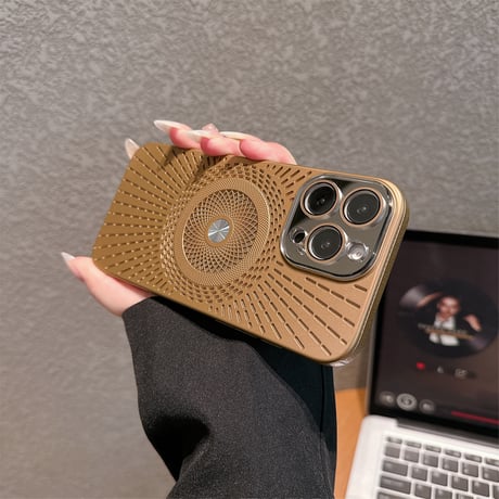 放熱仕様 iPhone16pro/16promaxケース MagSafe対応 カメラ保護 iPhone15pro/14/13proカバー 指紋防止 丈夫 [M5344]