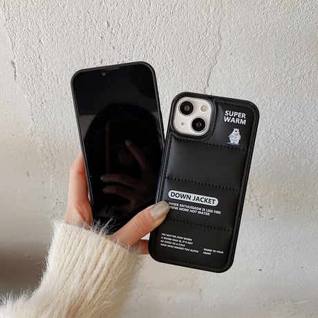 ダウン ホッキョクグマiPhone14pro/14plusケース ブラックカラーiphone13/12/11proカバー ファッション 高品質 男女向け いいギフト [M2588]