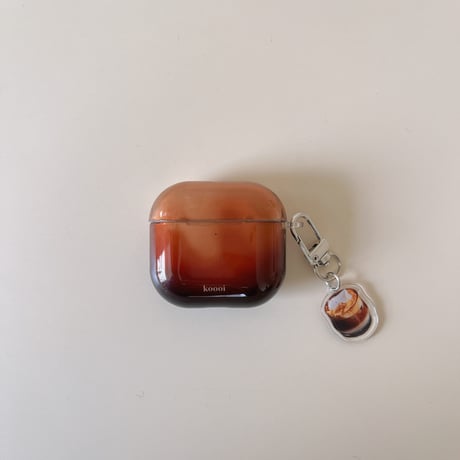 ぼかし Airpods 4ケース 琥珀色 光沢感 Airpodspro2/proカバー Airpods3/2 コーヒーカップとストラップ付[M4857]