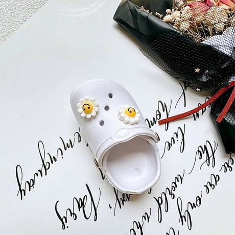 サンダル  スマホグリップ 笑顔の花 にこちゃん かわいい 面白い グリップトーク  スマホリング   伸び縮み式 落下防止 卓上スタンド機能 ギフトにおすすめ[M3303]