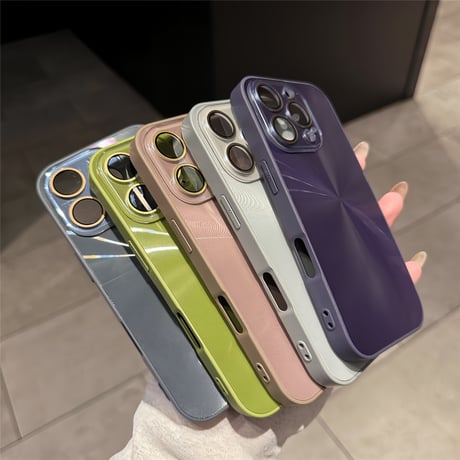 オーロラ光る iPhone16Pro/16ケース 頑丈 高級感 iPhone15Pro/14promax/13カバー レンズ保護 耐久性あり [M5399]
