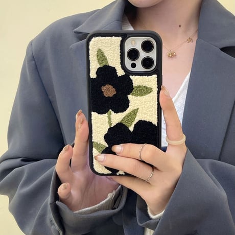 ブラック花柄  iphone13/12proケース  刺繡入り アイフォン11/xsmaxカバー  可愛い  柔らかい 温かい  ガールズに人気  秋冬向けM1236