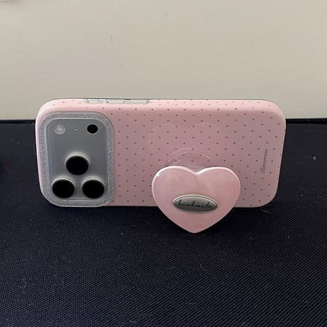 韓国っぽ iPhone17Pro/17ケース 水玉模様 ハートグリップ iPhone17ProMax/16Pro/15カバー スタンド機能 女子力高いピンク [M5903]